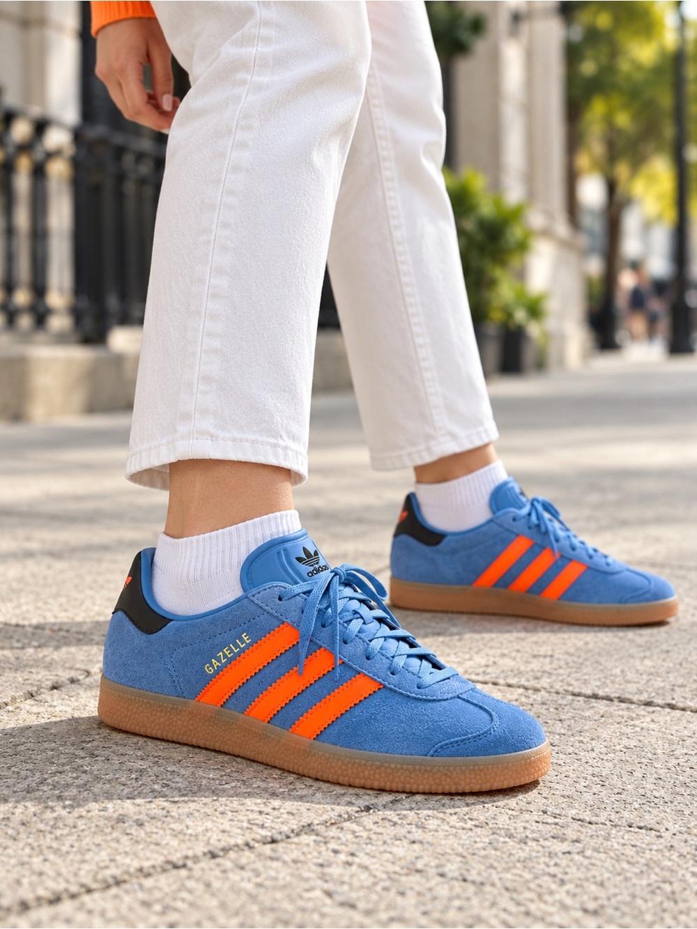 Adidas Gazelle Blue & Orange Sneakers – Men’s 6 / Women’s 7